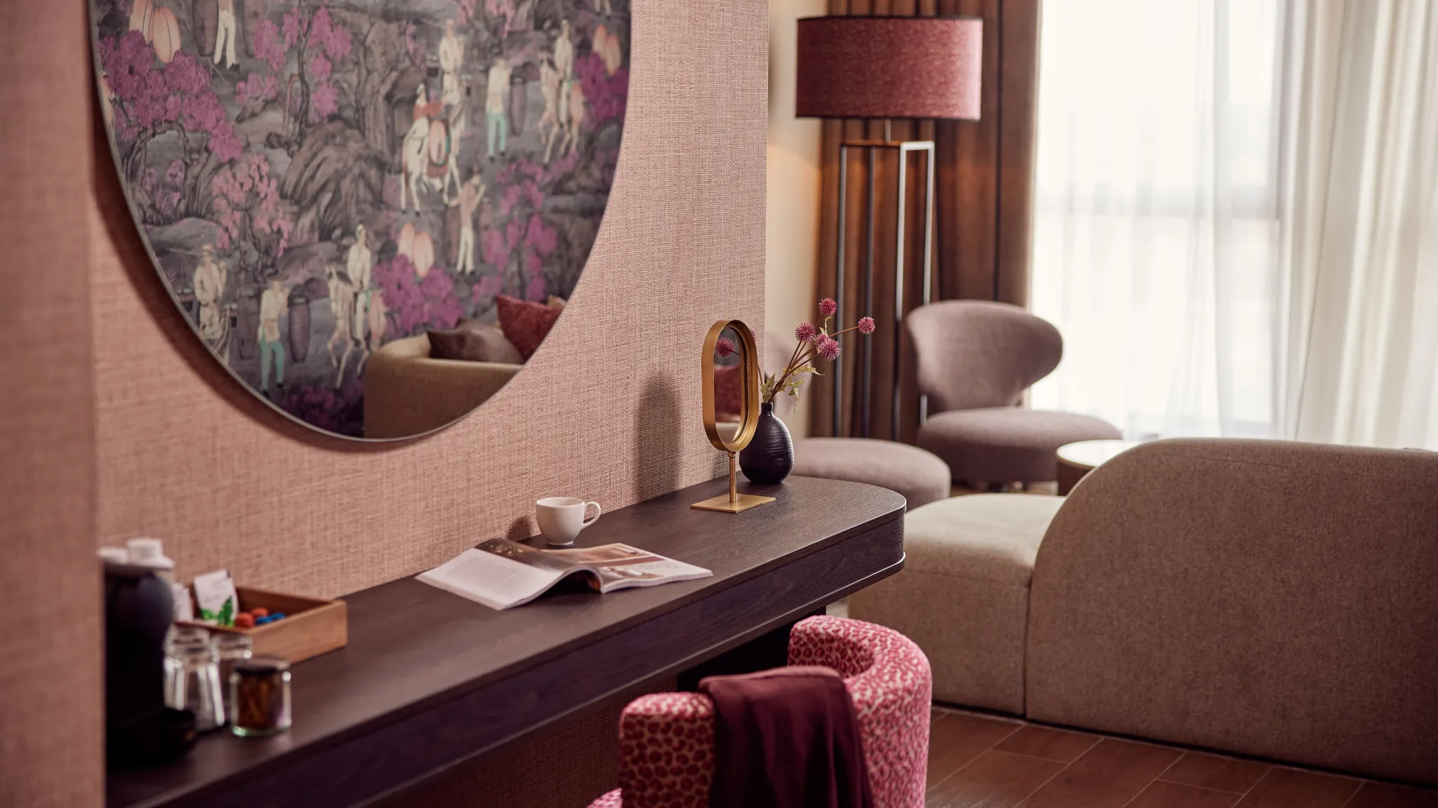Comfortabel zithoekje in de Family Suite van Van der Valk Hotel Gorinchem-A15