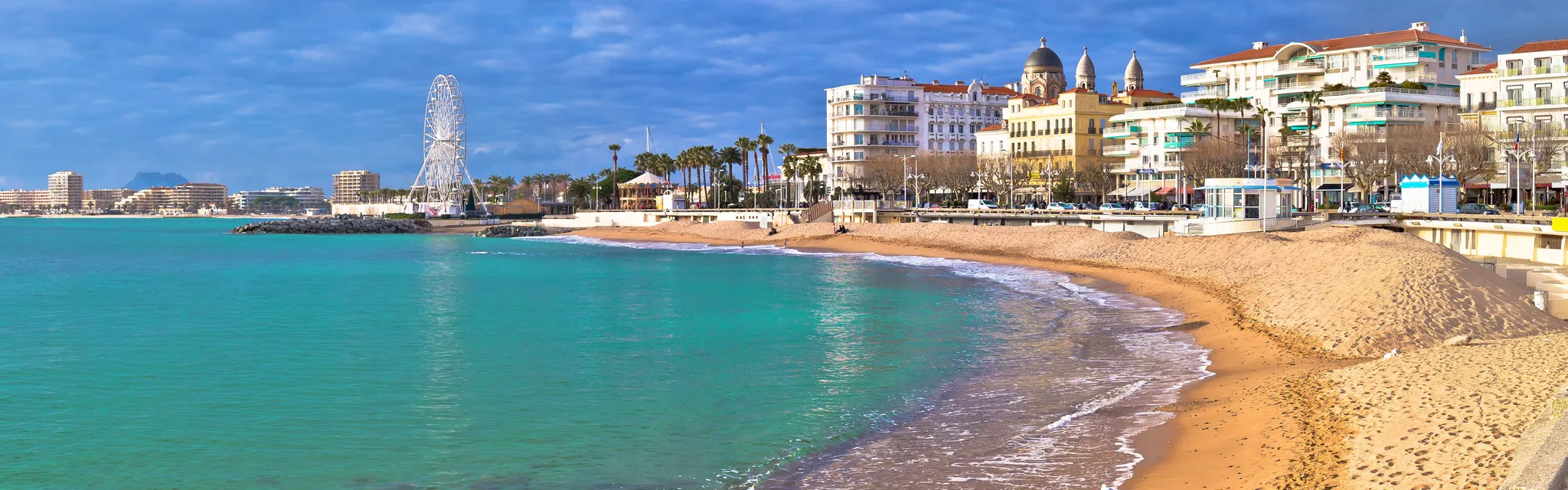 The coast of Saint-Raphael
