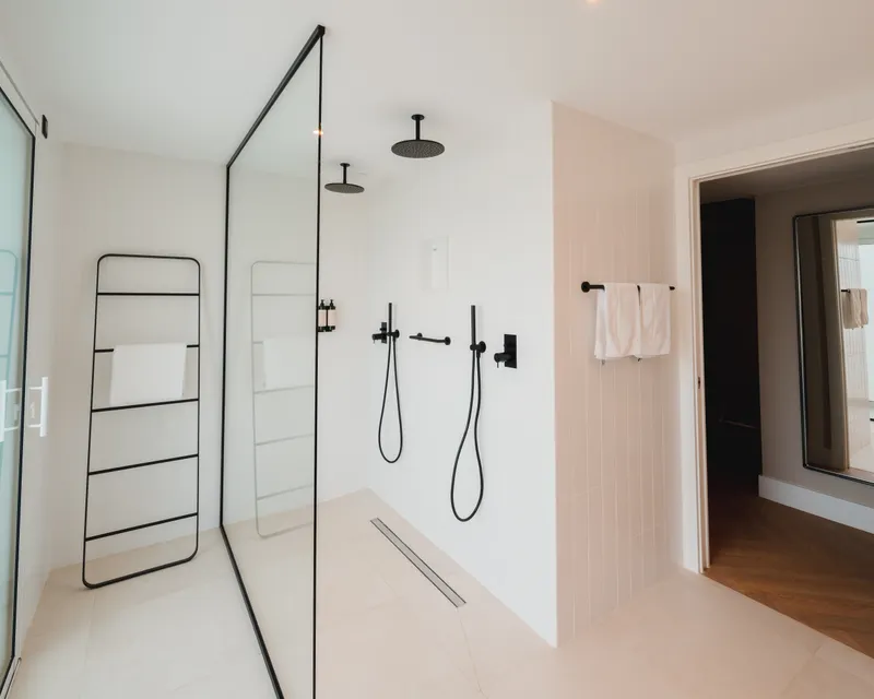 Salle de bain double douche
