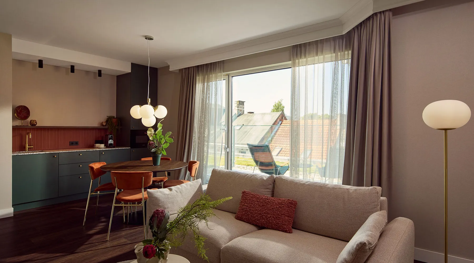 Longstay Suite