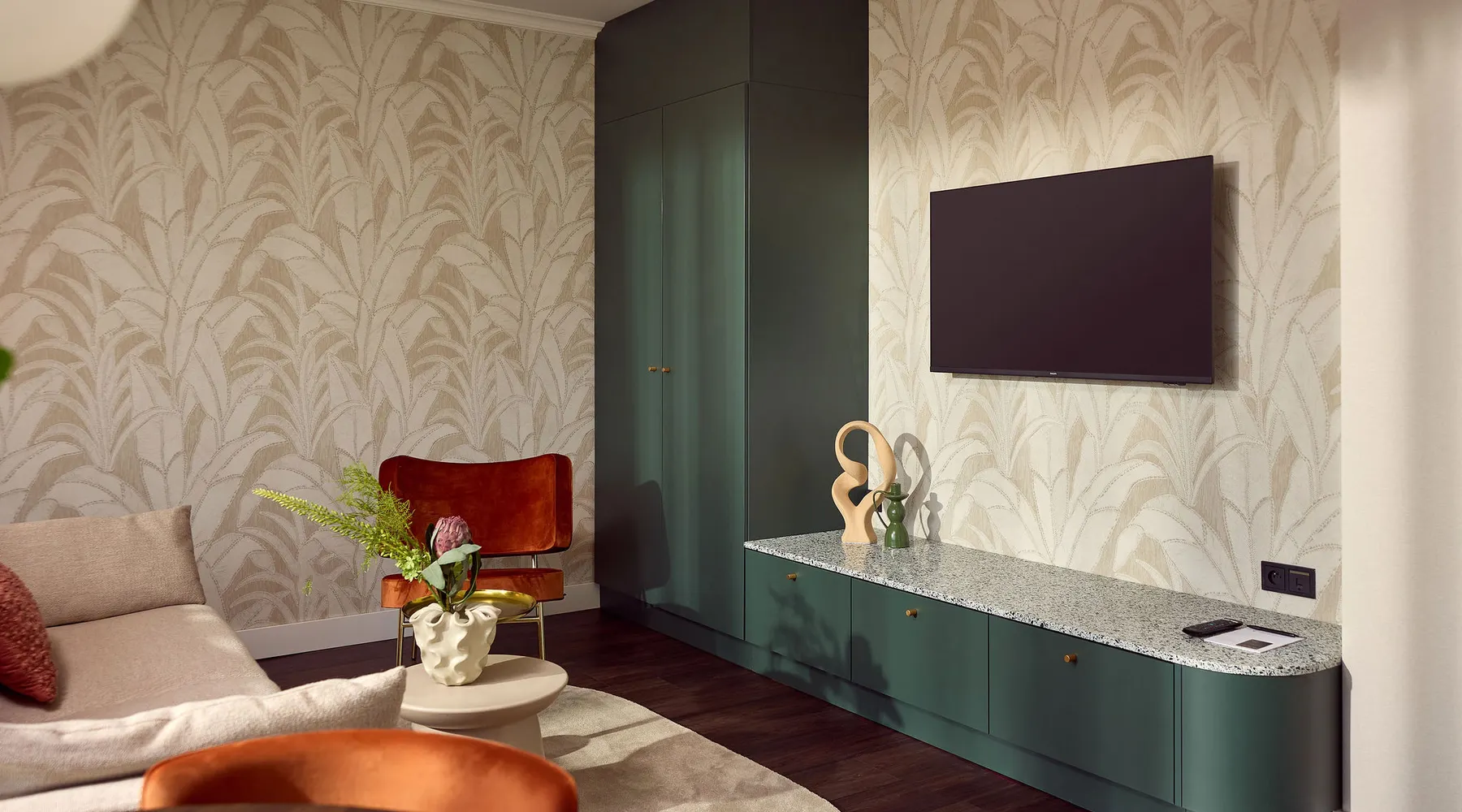 Longstay Suite
