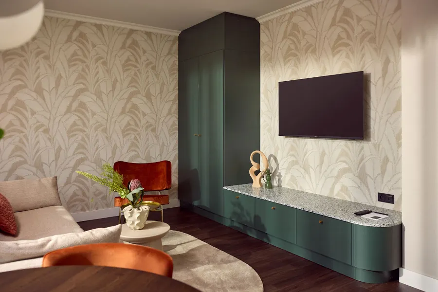 Longstay Suite