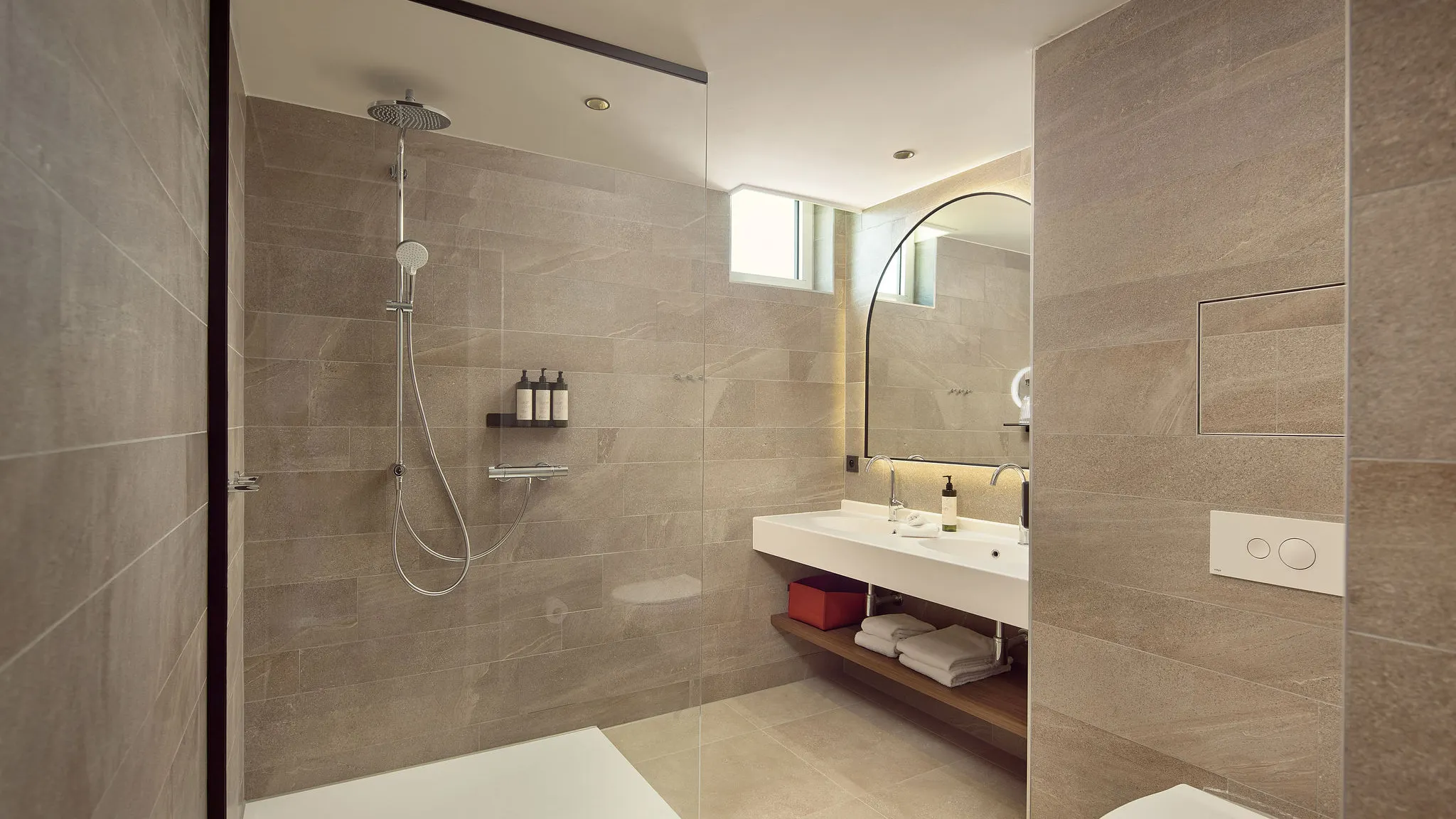 Longstay Suite