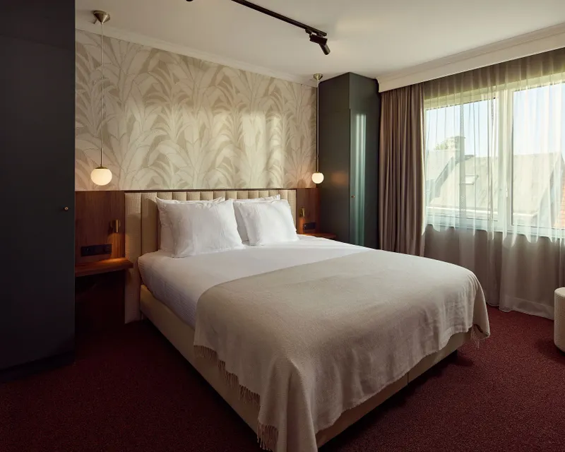 Longstay Suite