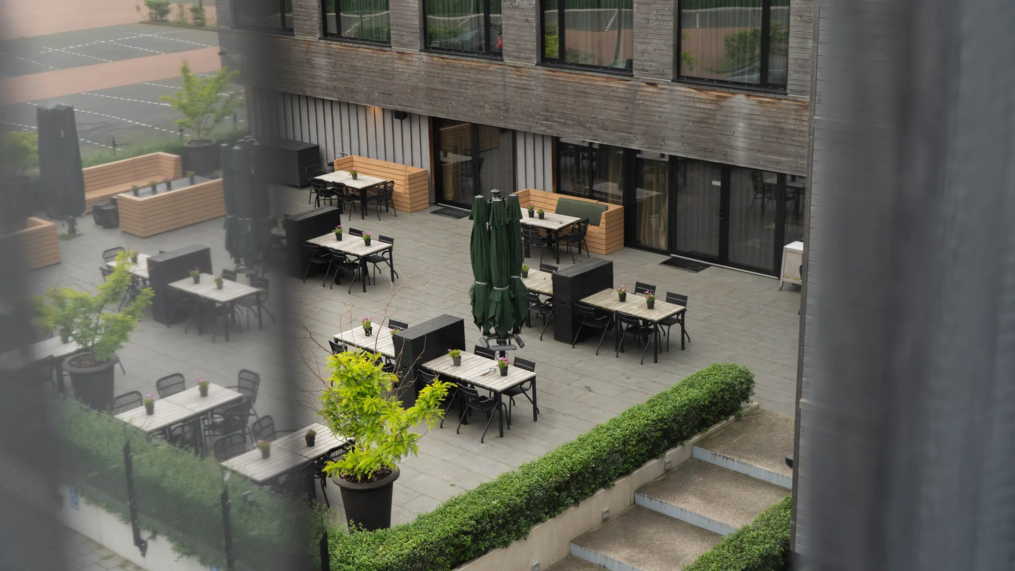 View of the courtyard at Van der Valk Hotel Gorinchem-A27