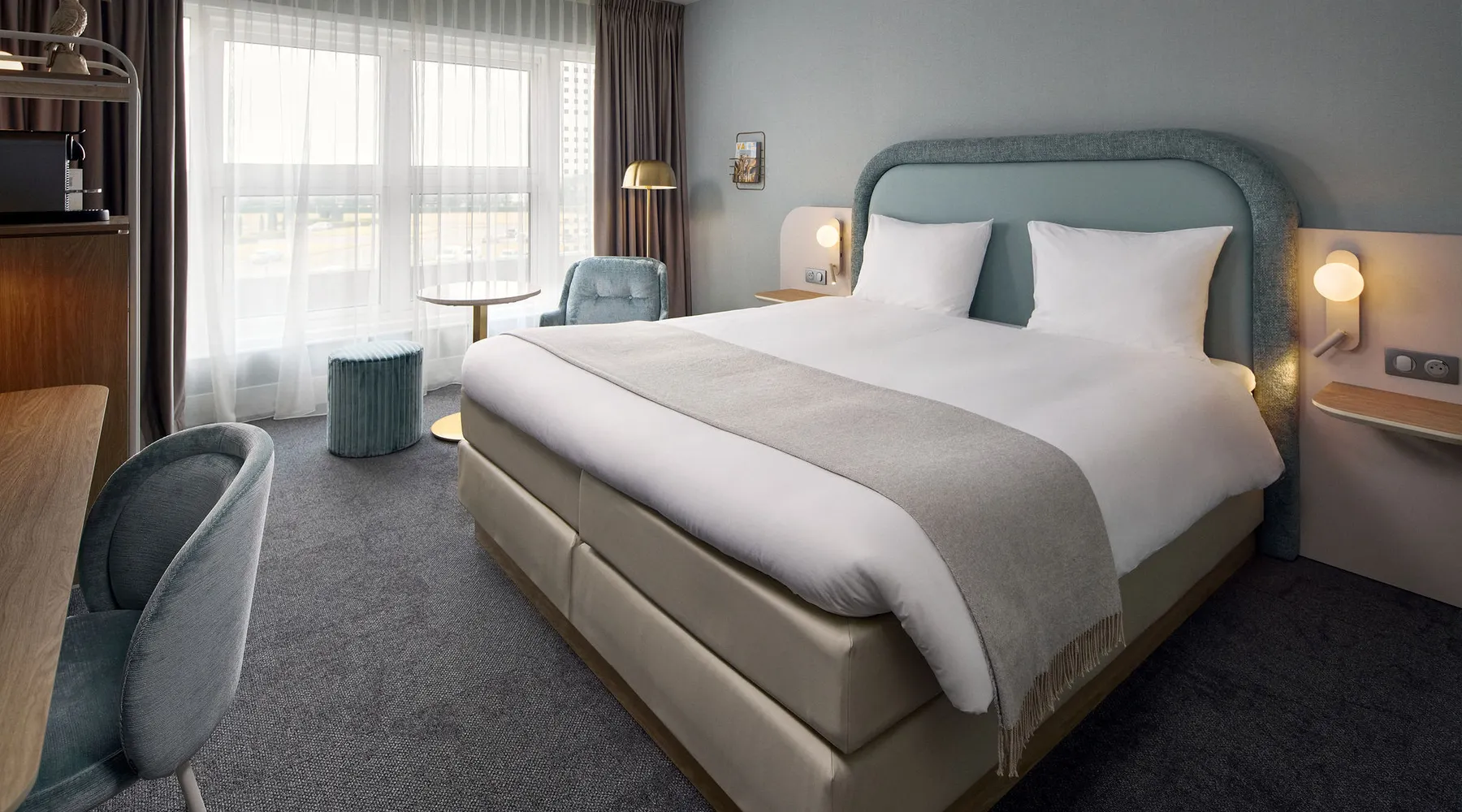 Deluxe King Room