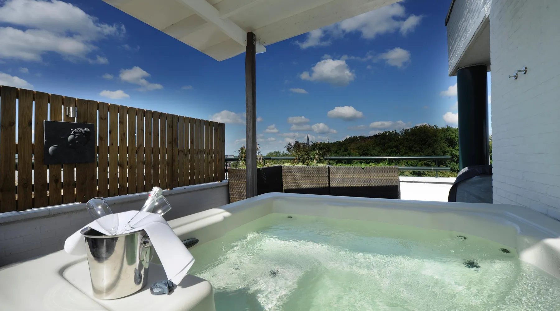 Outdoor Jacuzzi