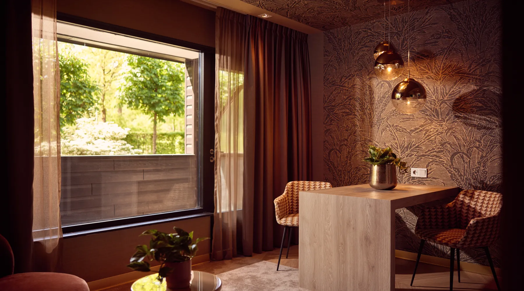 Geniet bij Hotel Arnhem in onze luxe Junior Suite