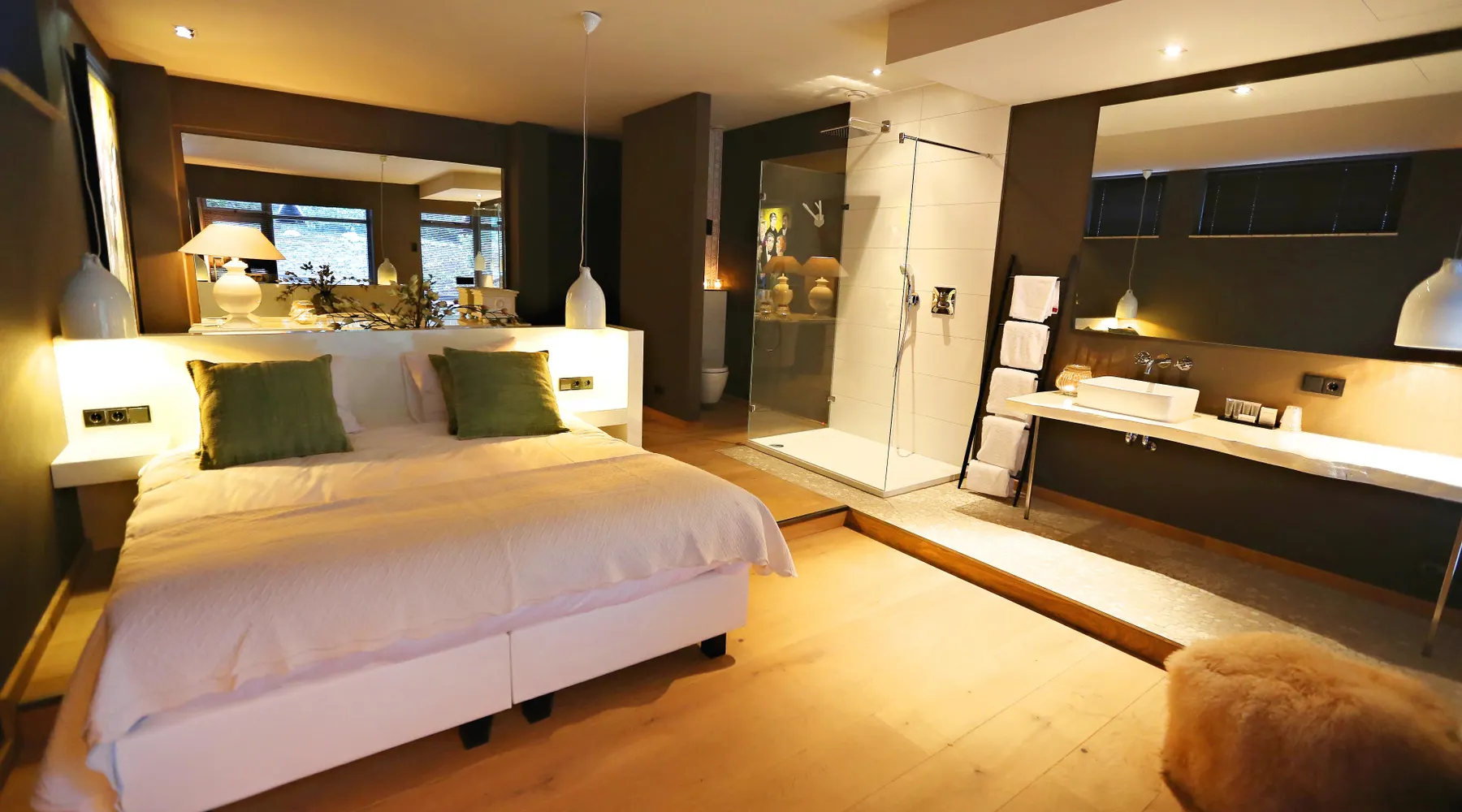 Landhuis op de Veluwe  Van der Valk hotel Apeldoorn - de Cantharel