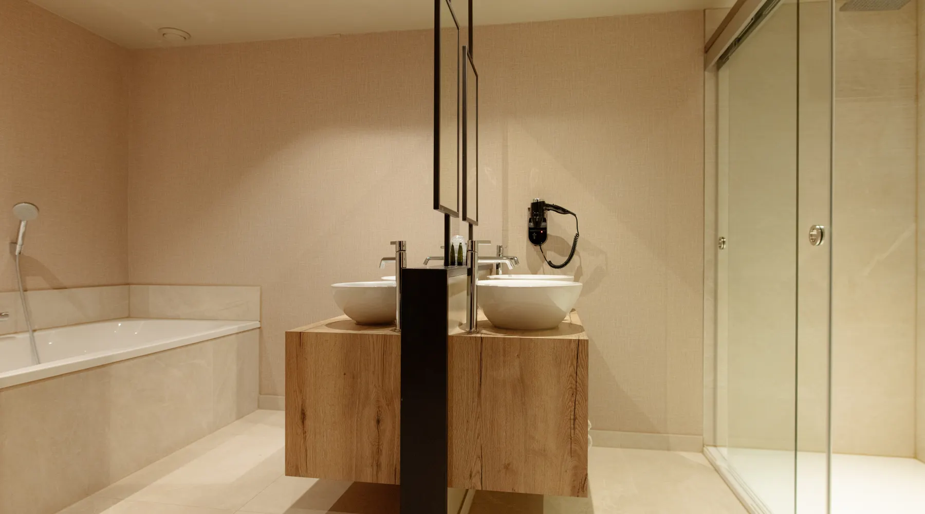 Familiesuite Van der Valk Hotel Apeldoorn - de Cantharel