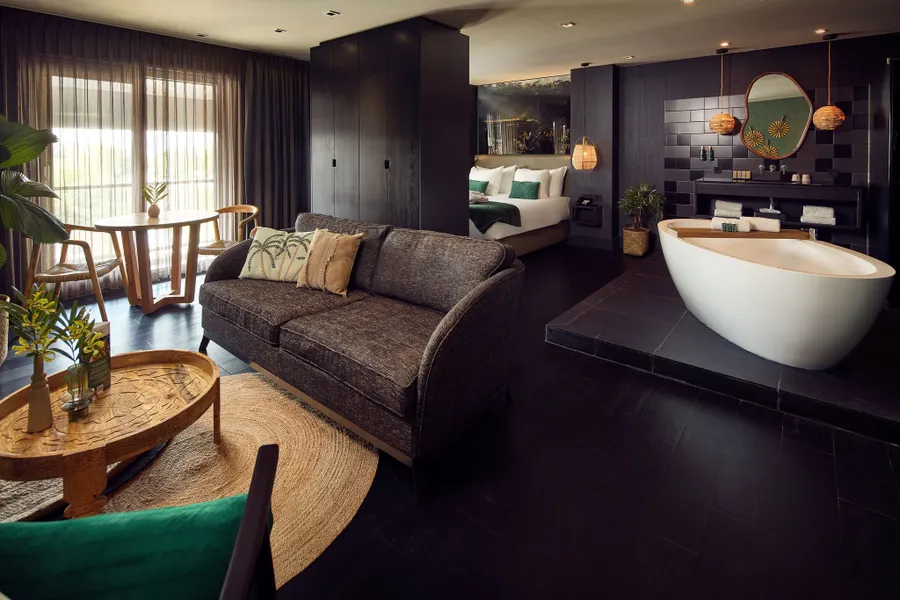 Oriental Suite Hotel Breukelen relax bank coffee thea