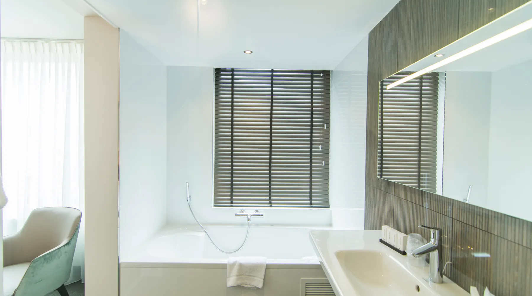 Comfort room with whirlpool Hotel Hilversum De Witte Bergen