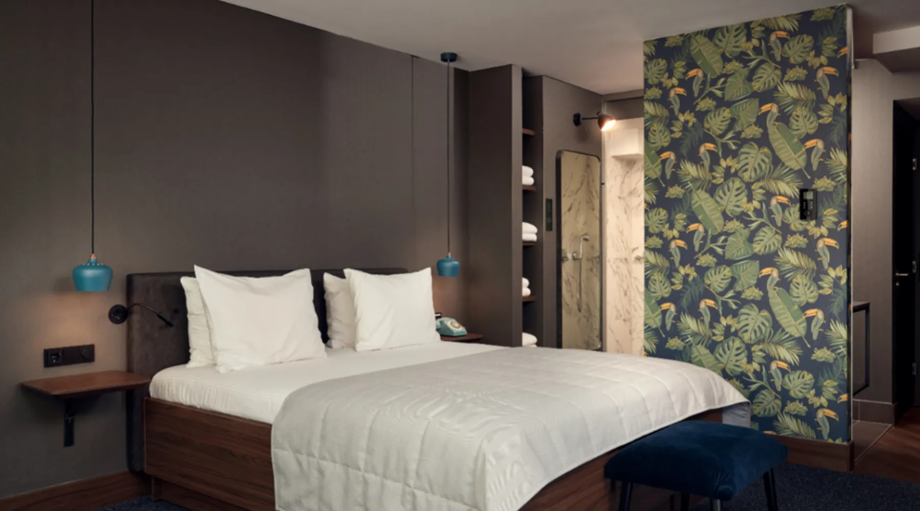 Superior King Room