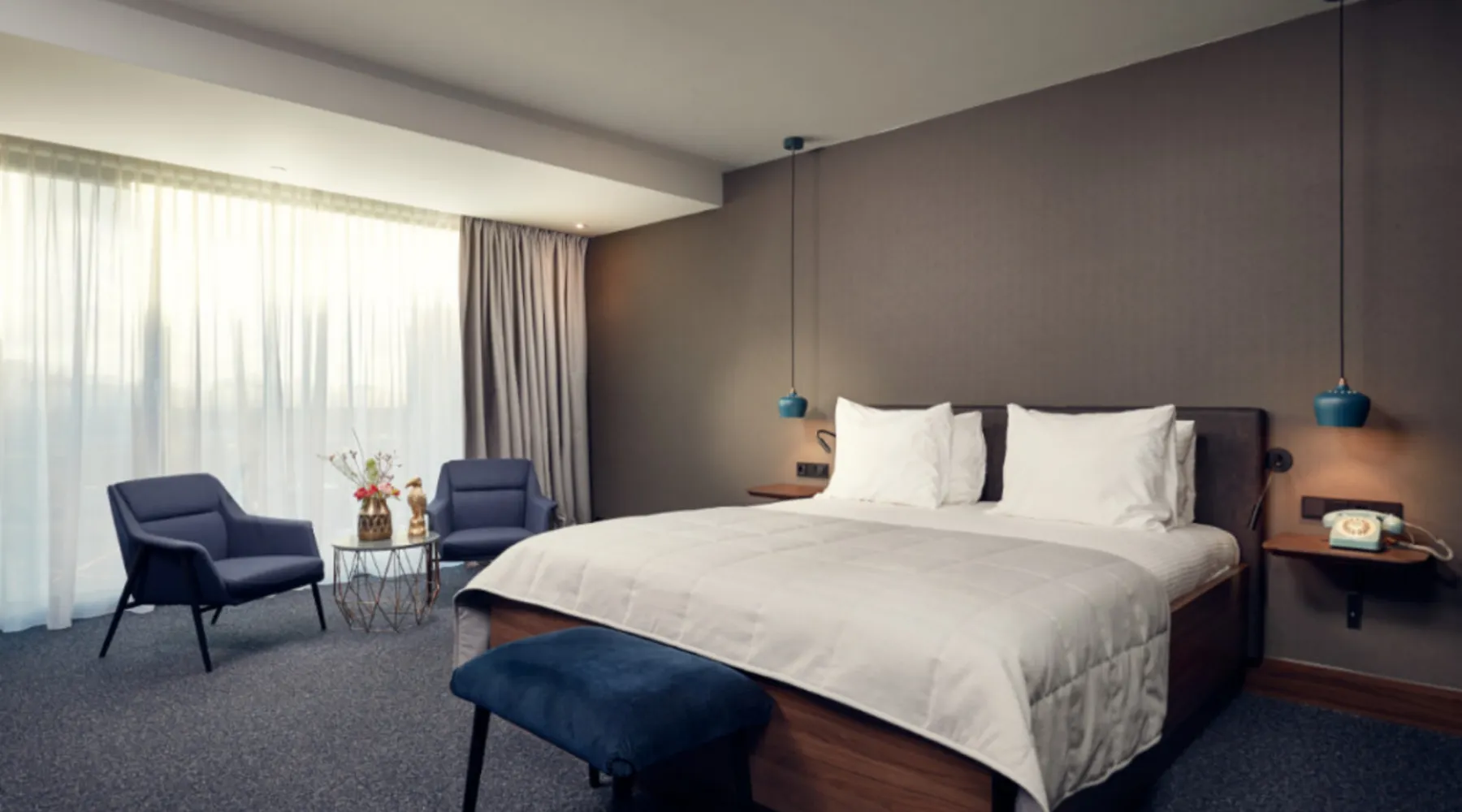 Superior King Room