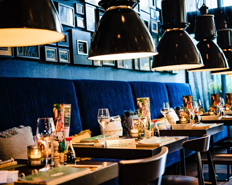 Ozzo Food & Drinks