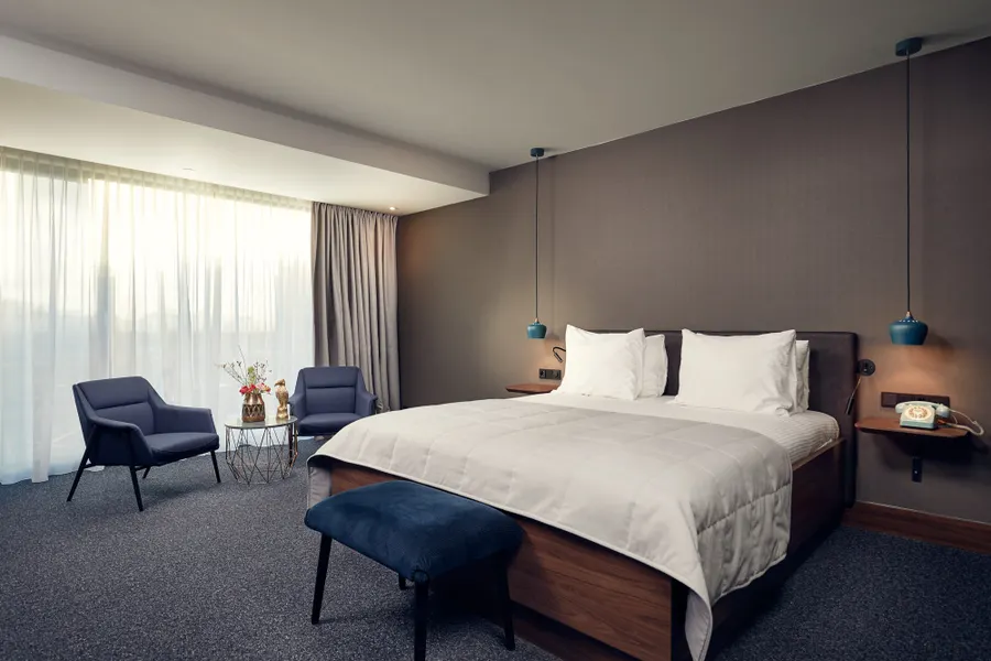 Superior King Room