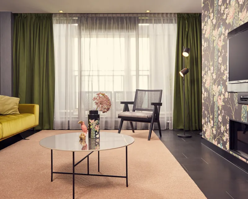Penthouse Ebony Woonkamer