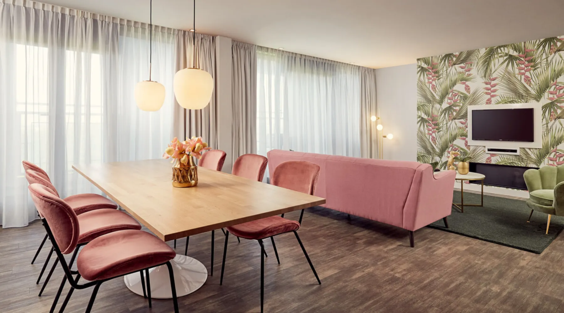 Penthouse Ivory Esszimmer