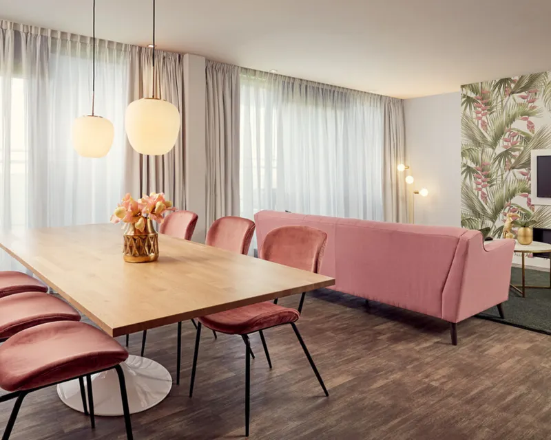 Penthouse Ivory Esszimmer