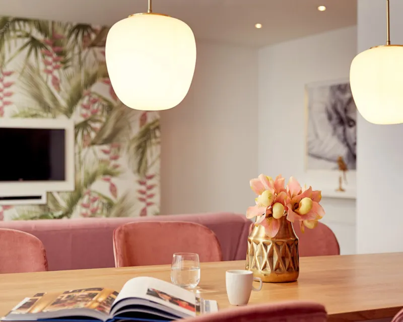 Penthouse Ivory Esszimmer