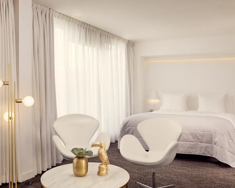 Penthouse Ivory Schlafzimmer