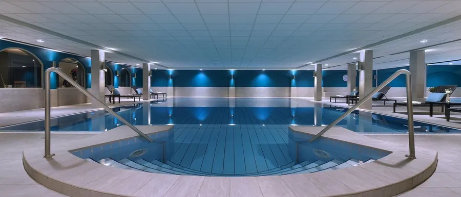 hôtel avec piscine tilbourg