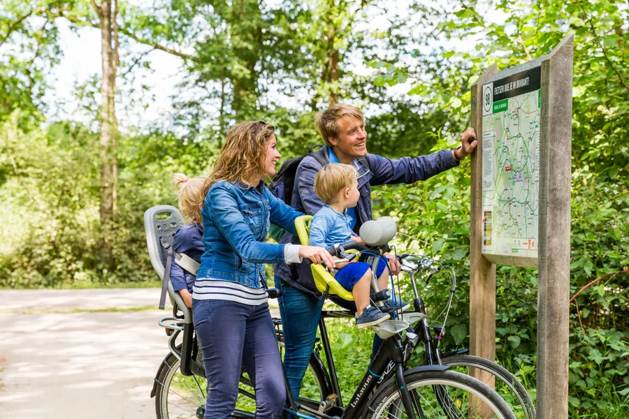 Radfahren in der Naehe von Tilburg