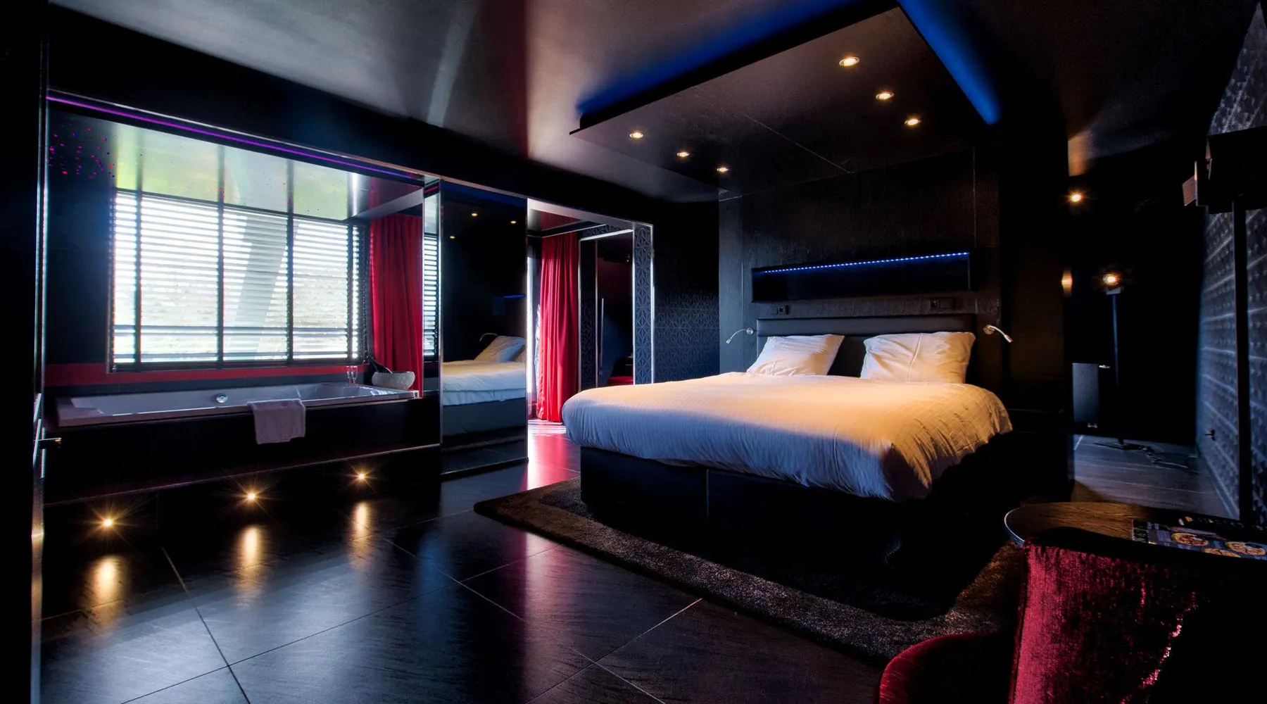 cinema penthouse suite