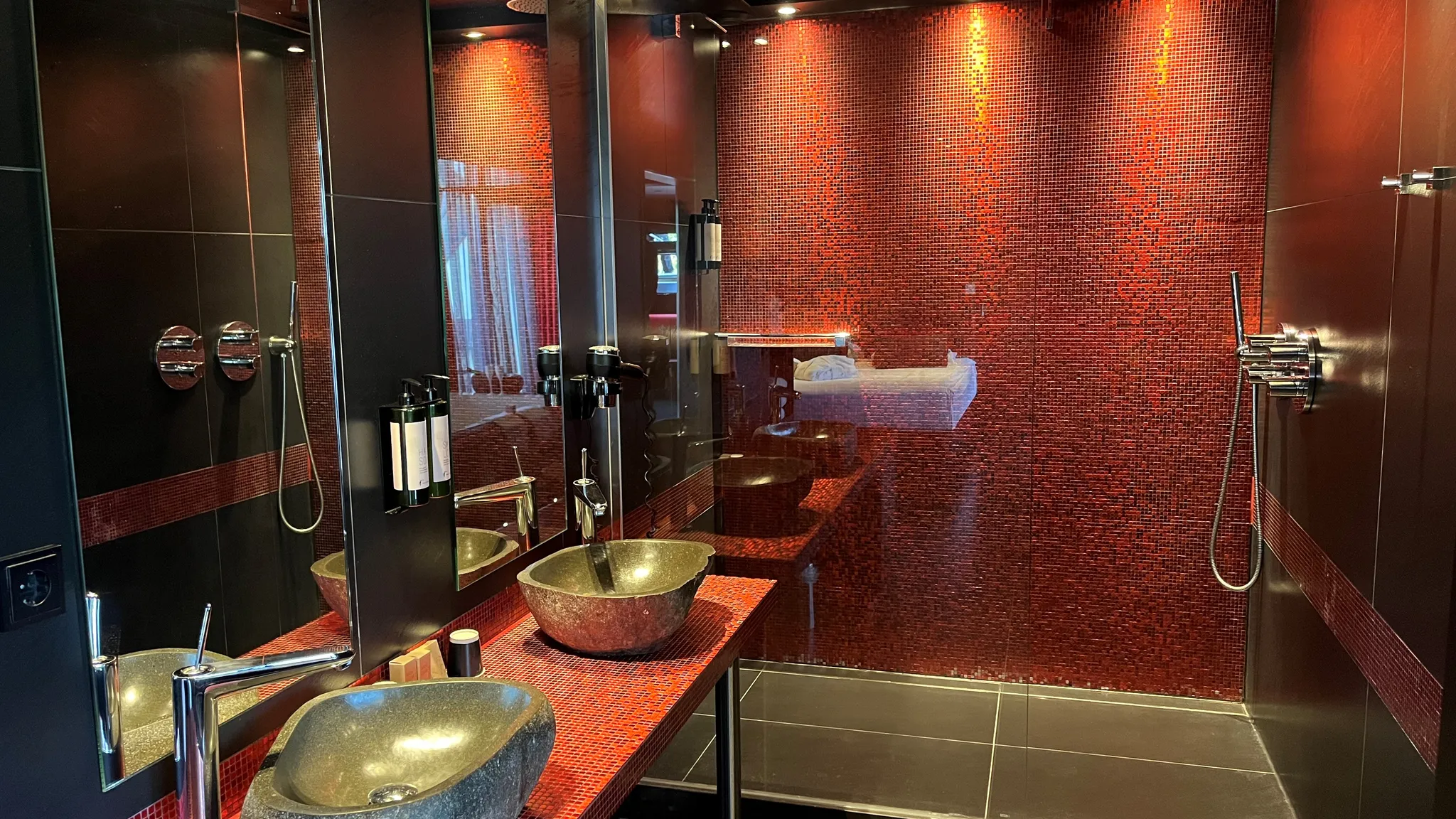 luxe suite breda