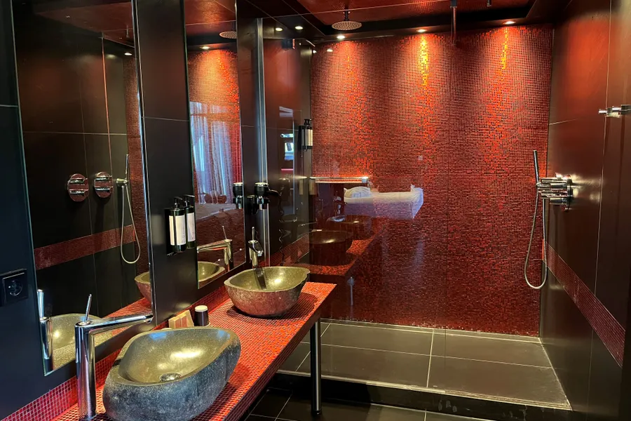 luxe suite breda