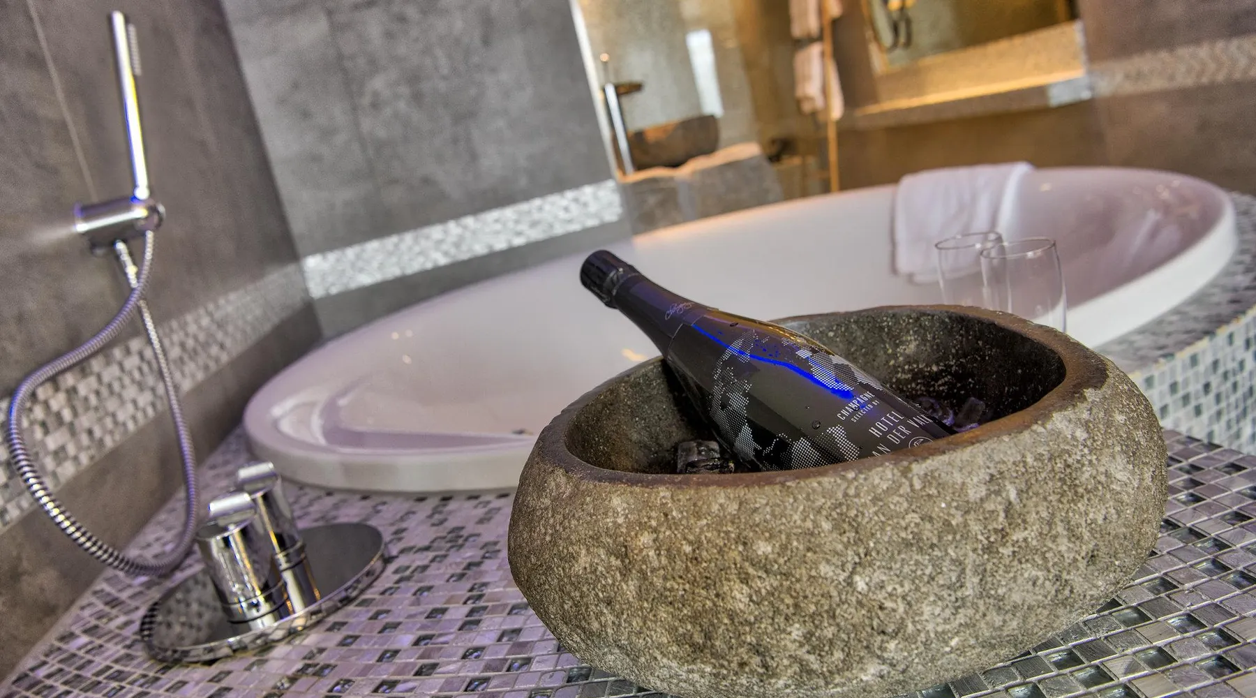diamond penthouse suite