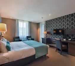 chambre de luxe avec jacuzzi