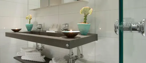 studio with kitchenette