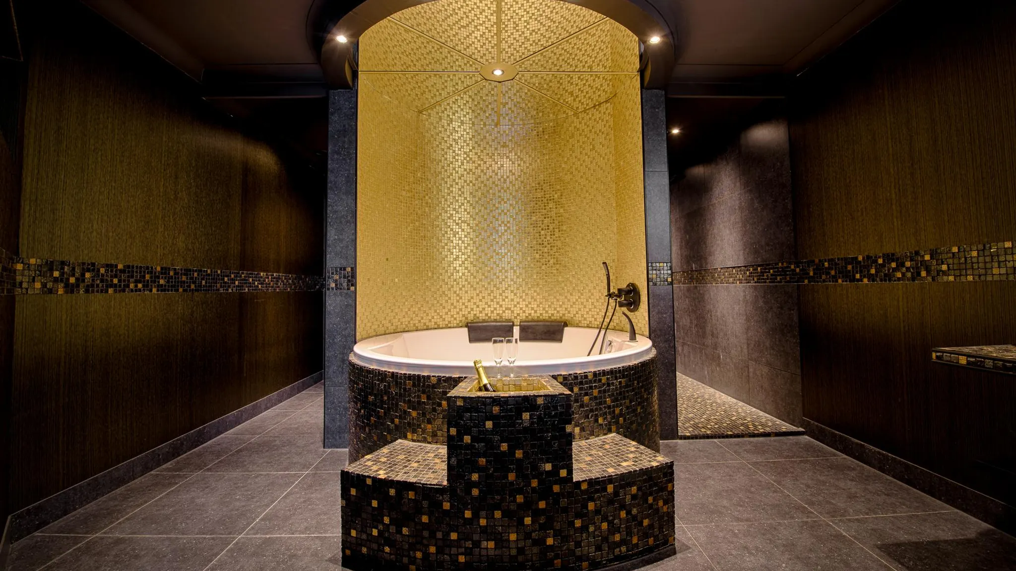 golden suite