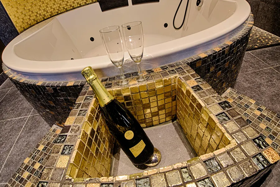 golden suite