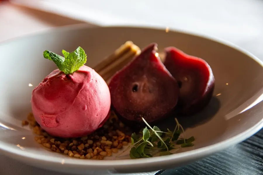 Culinair in Room Dining Arrangement Nuland