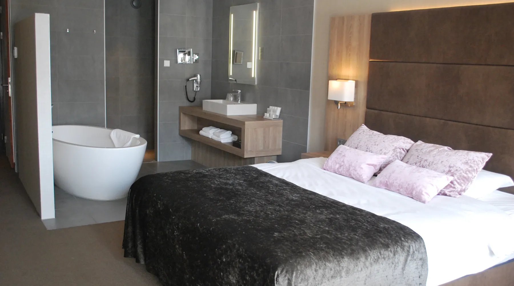superior room