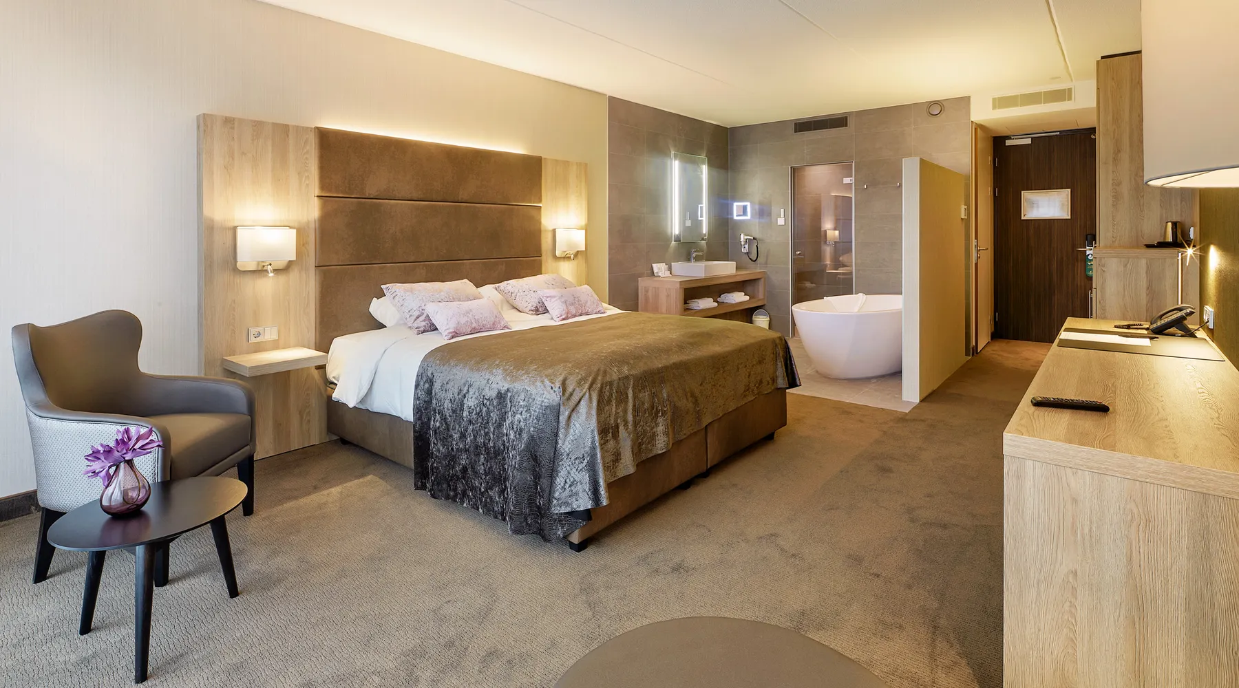 superior room