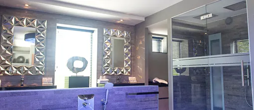 Diamond Suite