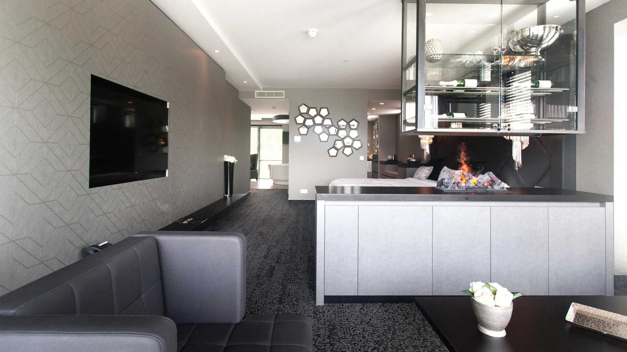 Diamond Suite