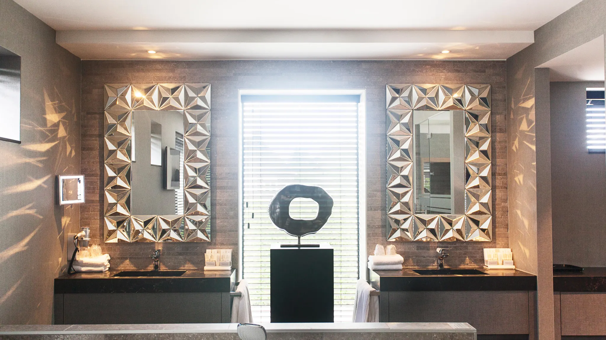 Diamond Suite