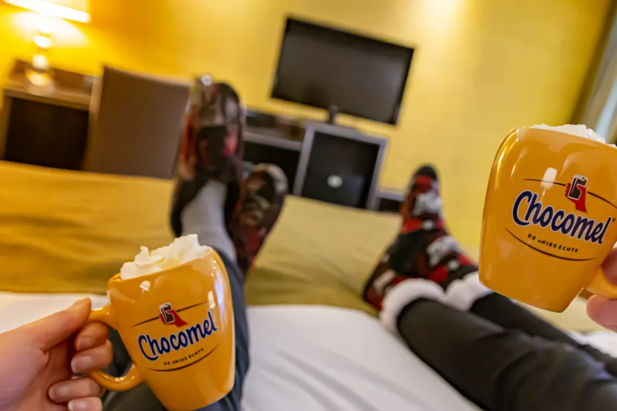 Relax on your hotelroom