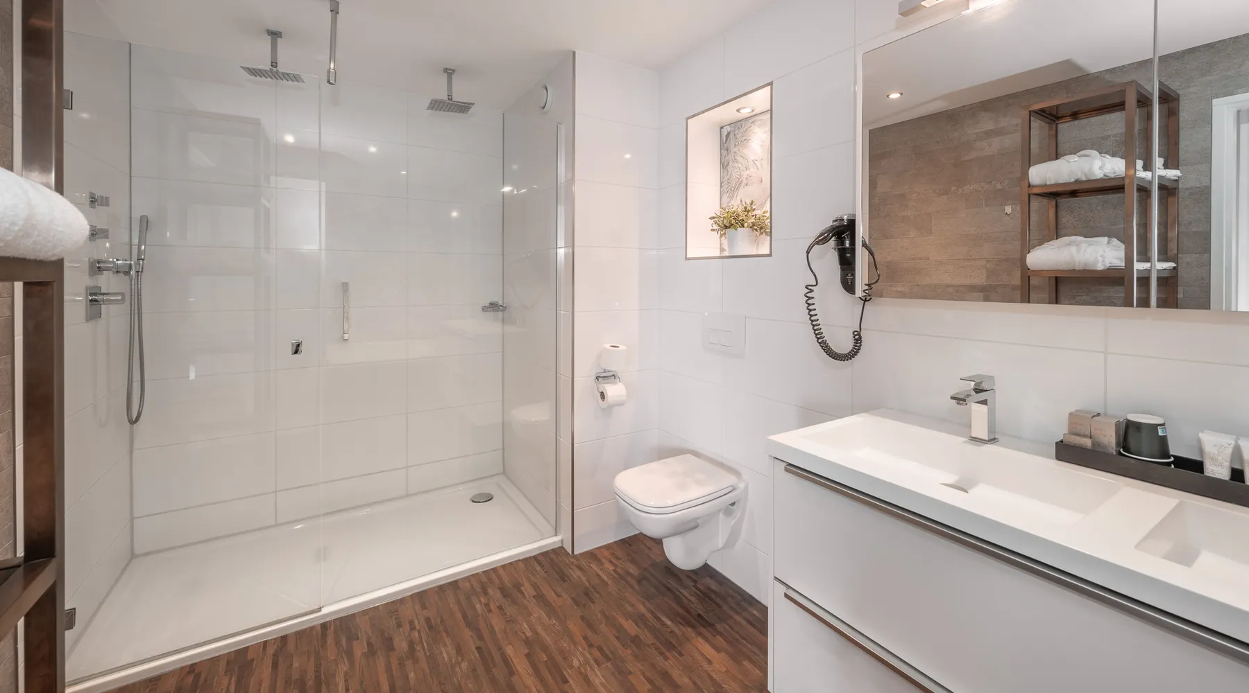 Bathroom Luxury Suite