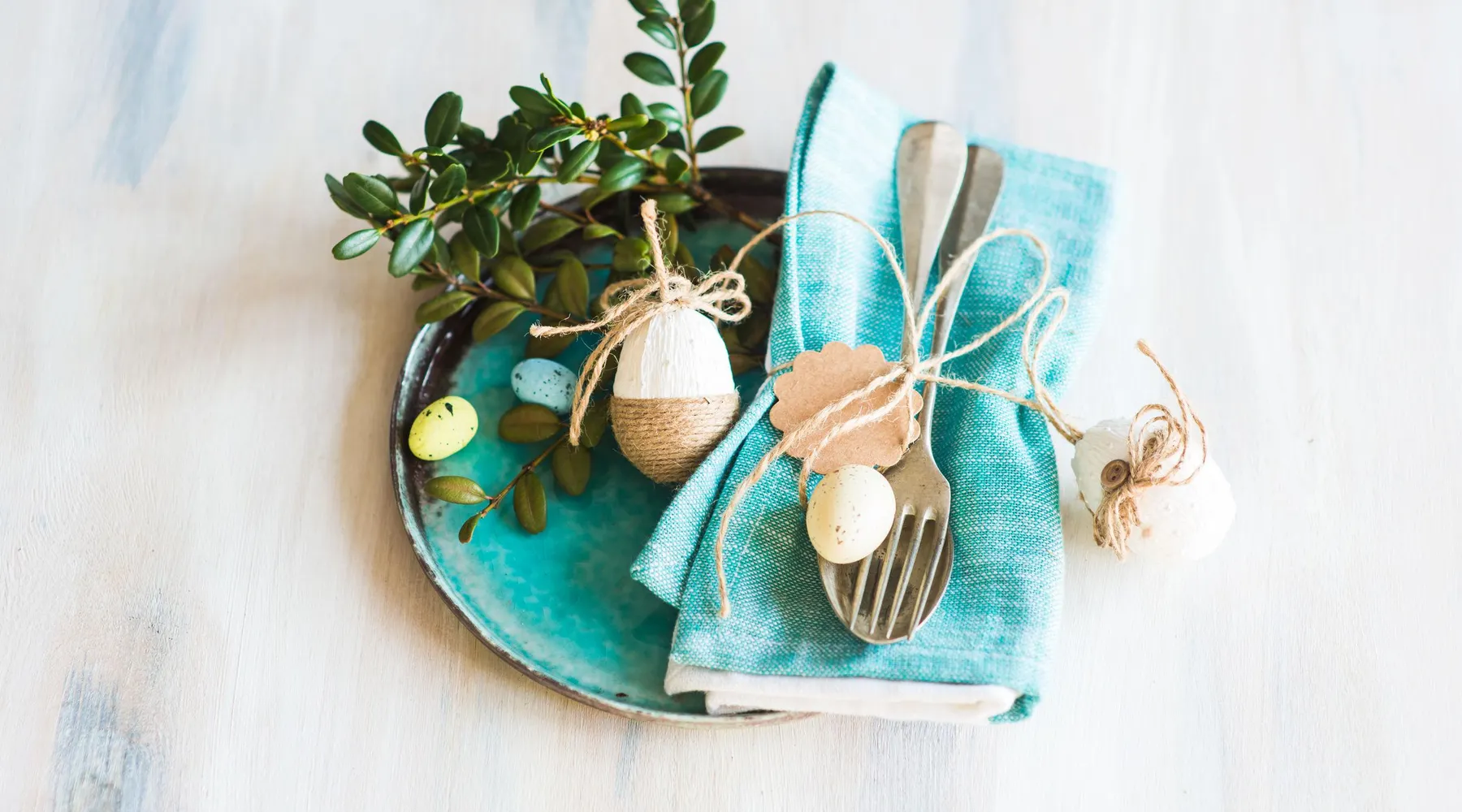 bestek-pasen-paasei-diner-decoratie