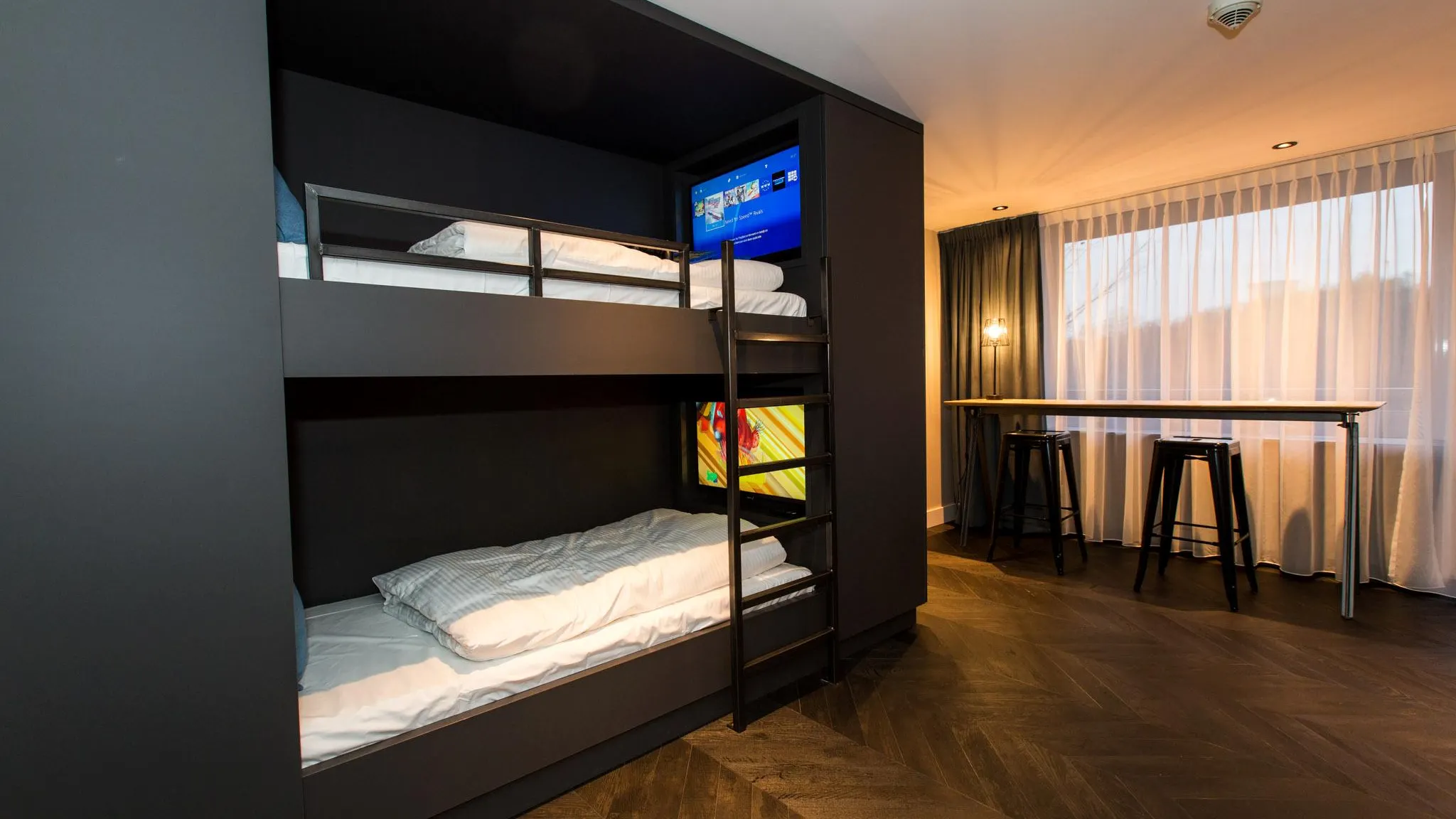 Comfort kamer hotel van der valk stein urmond vakantie badkamer suite familie