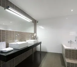Comfort kamer hotel van der valk stein urmond vakantie badkamer suite familie