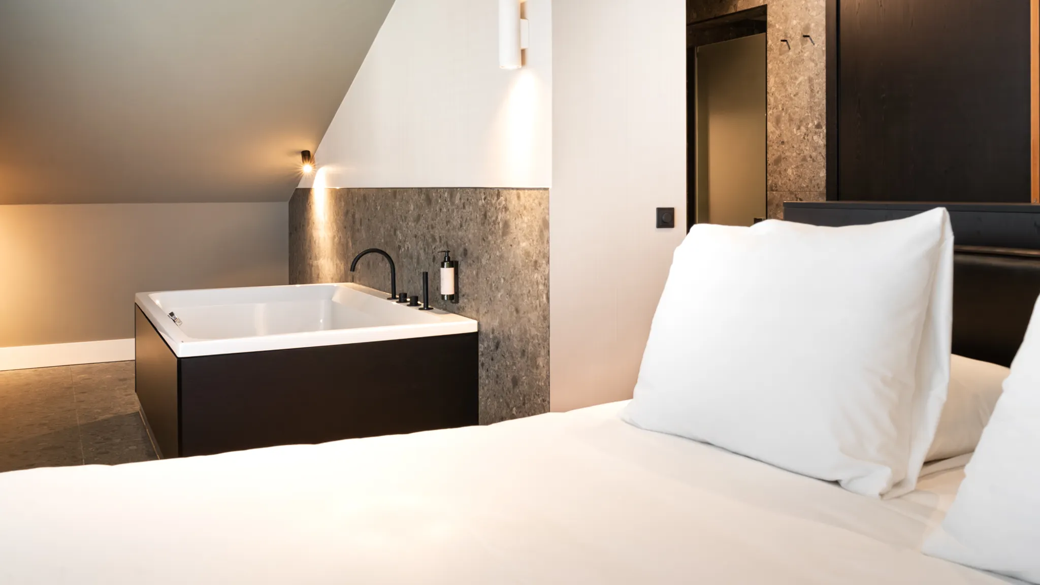 PTT Cosy Suite