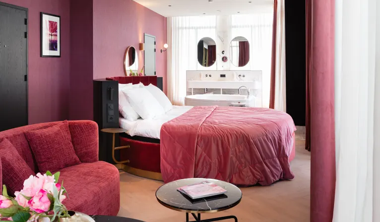 Penthouse Sauna Suite