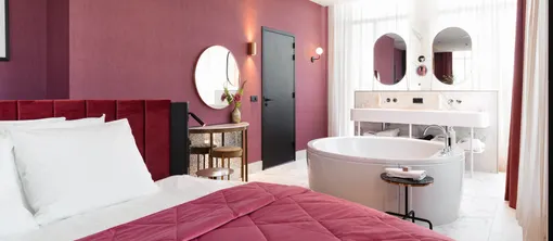 Penthouse Sauna Suite