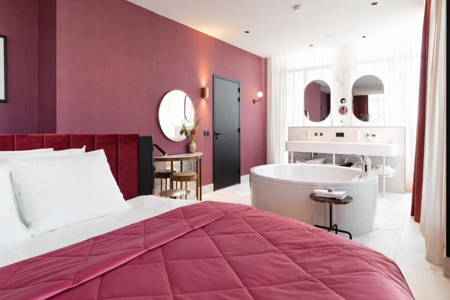 Penthouse Sauna Suite